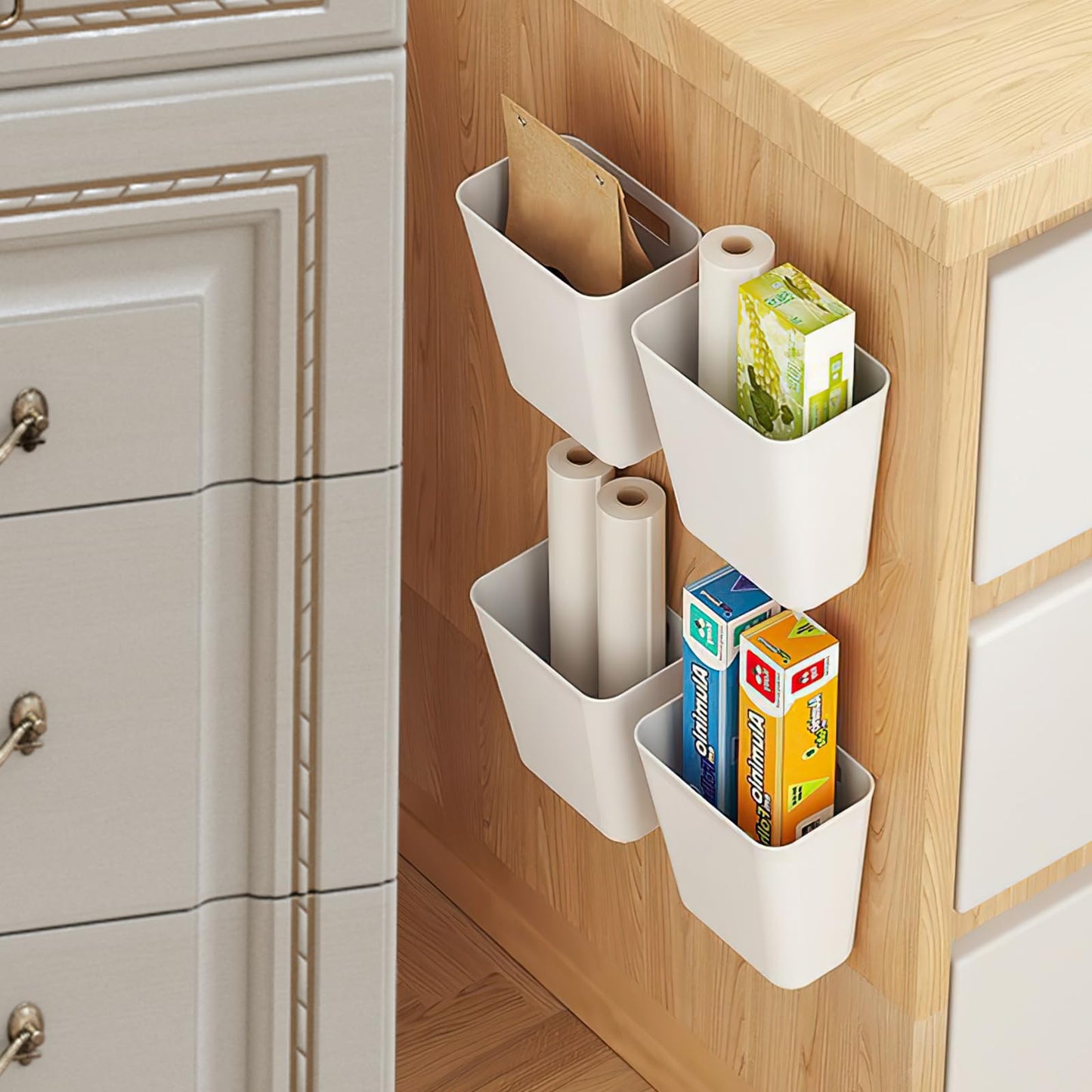 Collazoey 4 Stück Selbstklebende wandmontierte Aufbewahrungsbox,Küchenschranktür Aufbewahrungsbox,Badezimmer Organizer,für Schrank,Badezimmer,Kühlschrank Kleine Gegenstände Organizer Aufbewahrungsbox